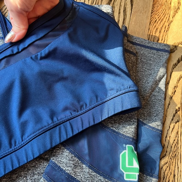 Notre Dame Athletic Set - Picture 5 of 5